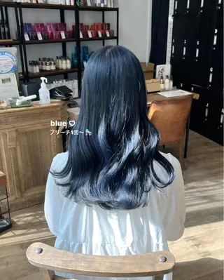 ロング カラー ネイル 𝗺𝗶𝗸𝘂♡ 似合わせ🎀のヘアスタイル