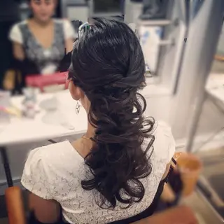 ヘアアレンジ laera 佐藤のヘアスタイル