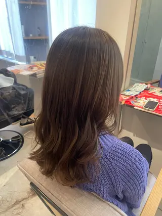 セミロング 特化✨透明感カラー 白髪染め✨住田緋菜のヘアスタイル