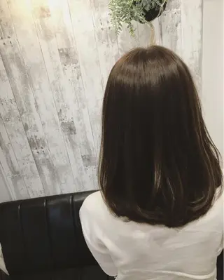 ミディアム カラー 髪質改善ｶﾗｰ ｹｱﾌﾞﾘｰﾁ/ﾀﾑのヘアスタイル