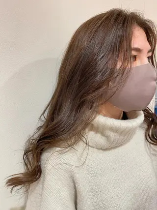 ロング カラー カマチョ タイスのヘアスタイル