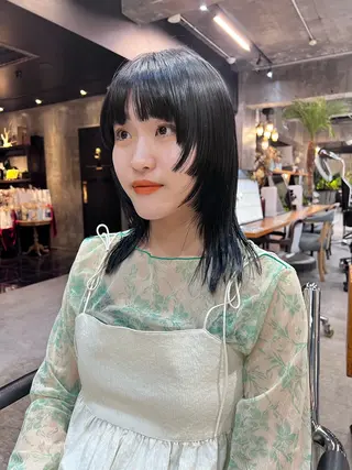 セミロング カラー haco＋所属・圧倒的デザイン力 店長🎨RENAのヘアスタイル