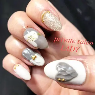 ネイル 桜田 麻菜のネイルデザイン