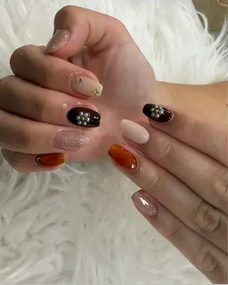 ネイル &Me さらのネイルデザイン