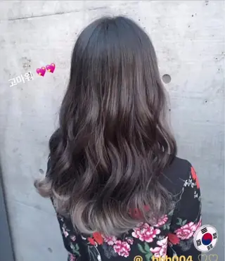 ロング カラー 韓国ヘア🤍髪質改善 🇰🇷AKANEのヘアスタイル