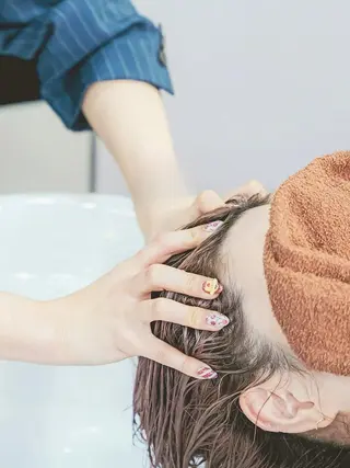 SOURCE 天王寺のヘアスタイル