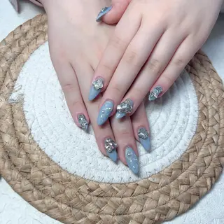 ネイル Maggie Nail🦩のネイルデザイン