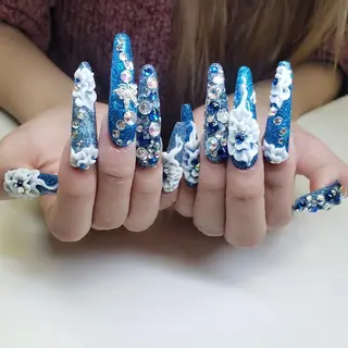 ロング ネイル クロキ 。のネイルデザイン