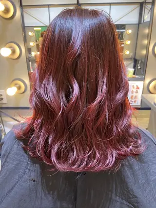 セミロング AKANE 【zina新宿】のヘアスタイル