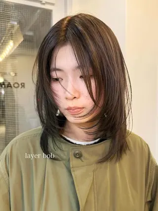 ミディアム カラー ‎♡アヤメ/レイヤー ボブ♡渋谷のヘアスタイル