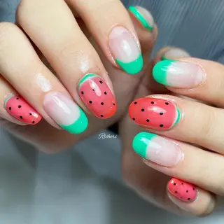 ミディアム ネイル richeri beautyのネイルデザイン