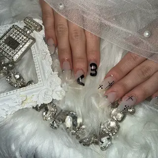 ミディアム MADIA ___rinaのネイルデザイン