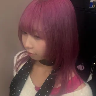 セミロング カラー ヘアアレンジ HIBIKI / ブリーチモデルのヘアスタイル