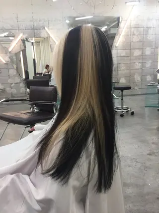 ロング カラー Haco＋所属・ウルフ/レイヤー Miinaのヘアスタイル