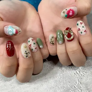 ネイル 東 千夏のネイルデザイン