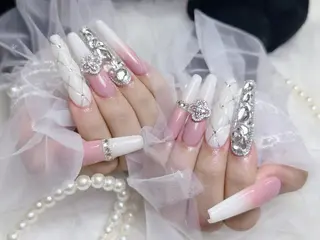 ネイル lucky nail 歌舞伎町のネイルデザイン