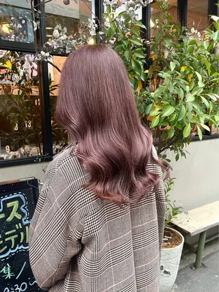 セミロング カラー 竹内 春奈のヘアスタイル