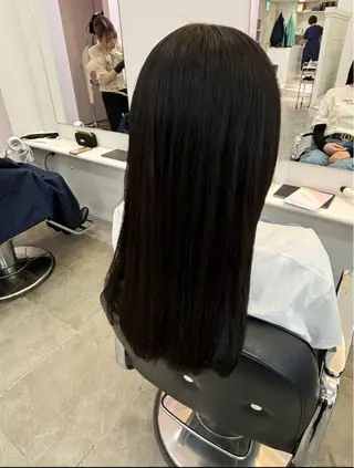 ロング カラー ParveMix 岡本えりかのヘアスタイル