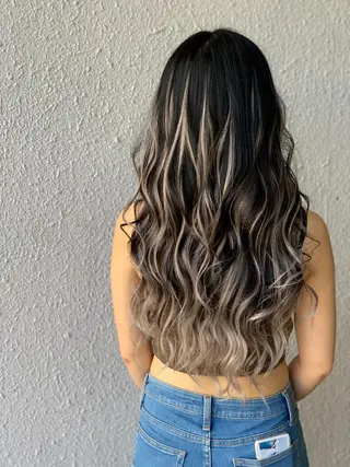 ロング eye エクステ専門店Rのヘアスタイル