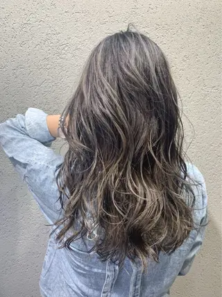 ロング カラー AVANCE. 玉置日向我のヘアスタイル