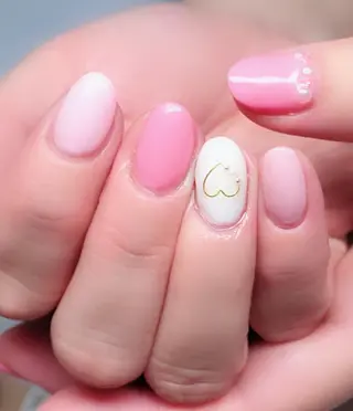 ネイル ゲン レイカのネイルデザイン