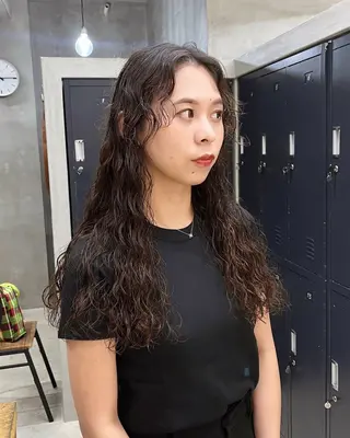 ロング パーマ 村田 春歌のヘアスタイル