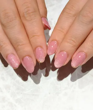 ネイル 會田 瑠衣のネイルデザイン