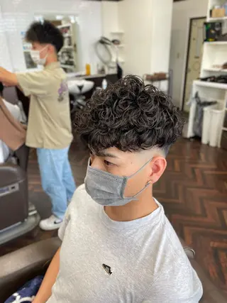 パーマ メンズ Cam's豊見城店所属・無料‼︎メンズ限定 URASAKIのヘアスタイル