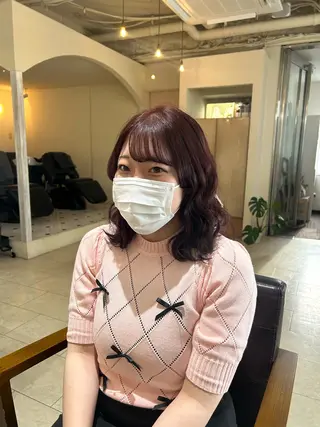 セミロング カラー Maho/海外 レイヤー/ハイトーンのヘアスタイル