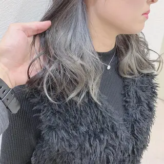 カラー SAKURA 原宿所属・なかの たくみのヘアスタイル