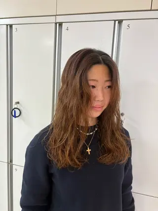 ロング カラー パーマ CREA渋沢 モデル募集🌺アイナのヘアスタイル