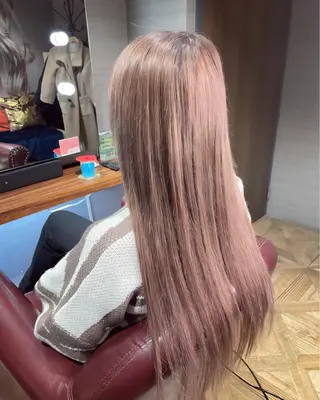韓国ヘア×ハイトーン AYA💫のヘアスタイル