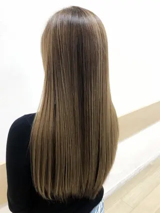 セミロング 髪質改善 阪口 雄佑のヘアスタイル