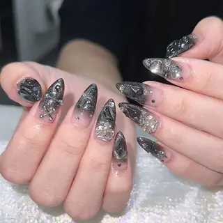 ネイル Queens マオのネイルデザイン