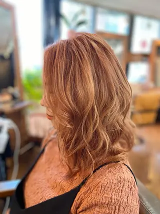 セミロング カラー スローエイジング/ ダメージレス鈴木慎一のヘアスタイル