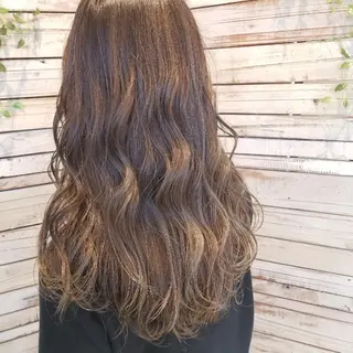 セミロング Ash 店長　山下達也のヘアスタイル