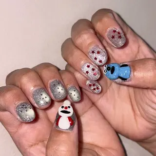 ネイル ソルネイルアンドアイラッシュ所属・山田 茉世のネイルデザイン