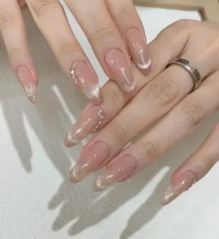 ネイル RAFFINE haru🦋🩵のネイルデザイン