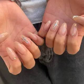 ネイル haku 🤍のネイルデザイン