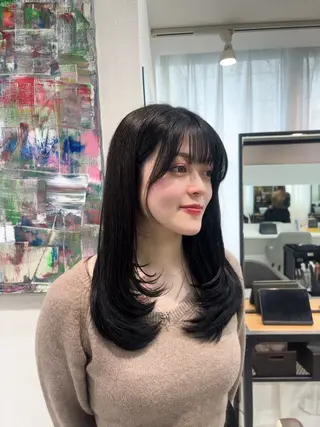 セミロング 稲川 弥生のヘアスタイル