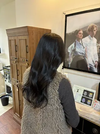 ロング 天野 妃菜のヘアスタイル