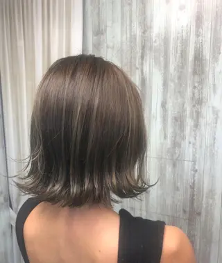 ミディアム カラー レイヤーカット× 前髪カット片山聖のヘアスタイル