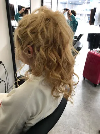 ロング カラー ヘアアレンジ 下妻 カラーエクステ難波のヘアスタイル