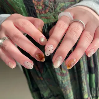 ネイル petit所属・Yuka ネイリストのネイルデザイン