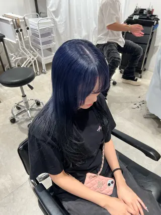 ロング 艶髪 RYOSEIのヘアスタイル