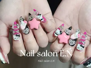 ネイル E.N🦋 長さ出し/持ち込みのネイルデザイン