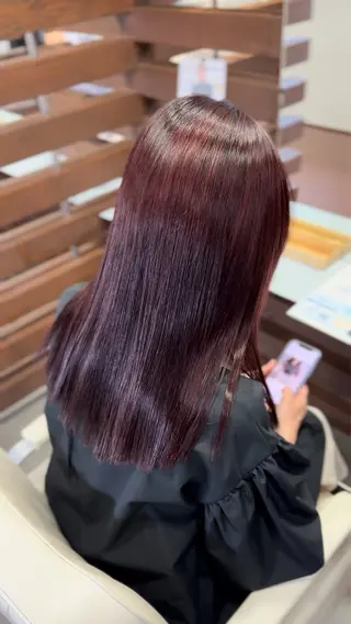 ロング LiL by lamiell所属・LiL RYUSEIのヘアスタイル