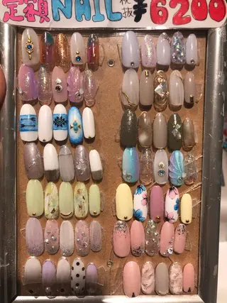 ネイル ネイルサロン トゥルースのネイルデザイン