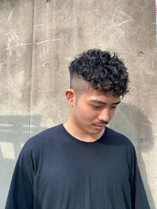 ショート パーマ メンズ 吉武 茂暉のヘアスタイル