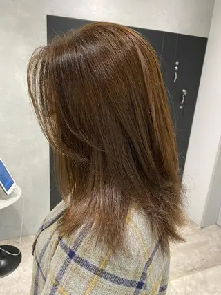 セミロング カラー ヘアアレンジ 【艶髪×韓国風】 毛流れ職人 RYOのヘアスタイル
